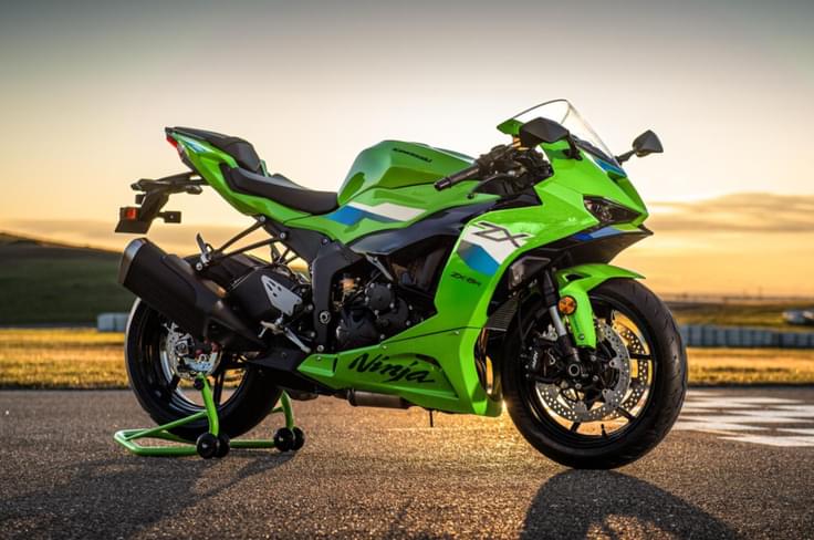 The current iteration of the Kawasaki ZX-6R was launched back in 2024 2026 Kawasaki Ninja ZX-6R front right three quarter shot